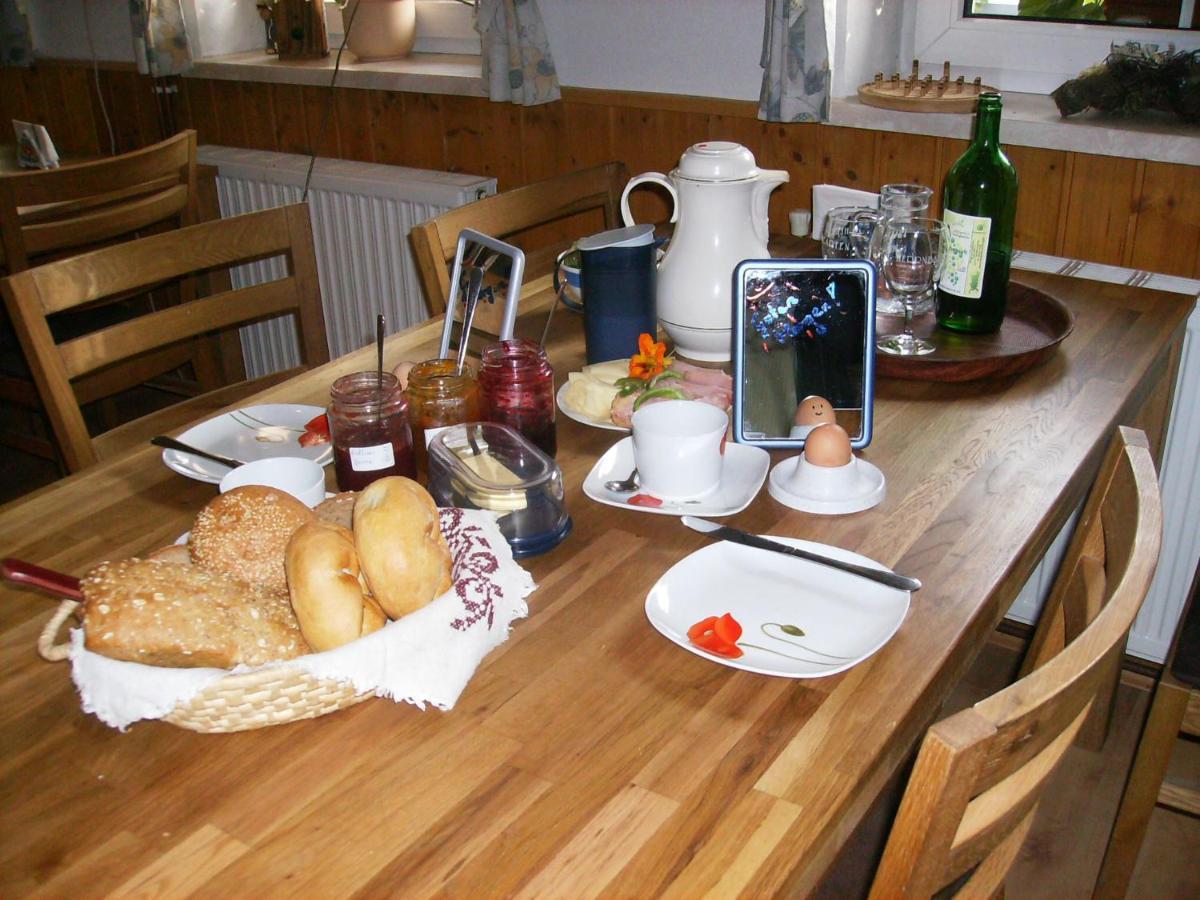Weingut Zur Schlafmuetze Hotel Herrnbaumgarten Ngoại thất bức ảnh